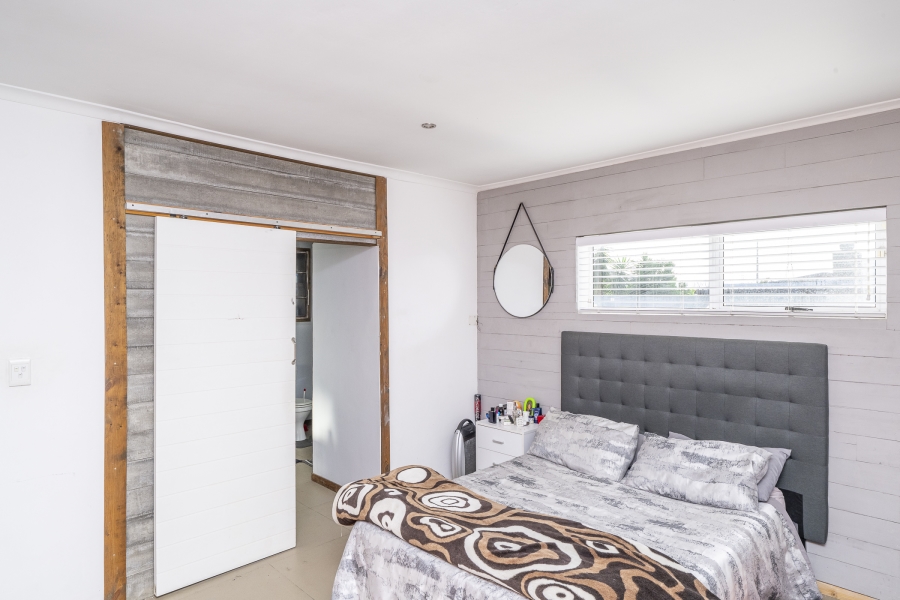 5 Bedroom Property for Sale in Rouxville Western Cape